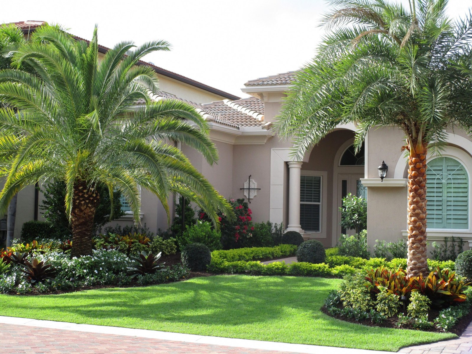 Home 04